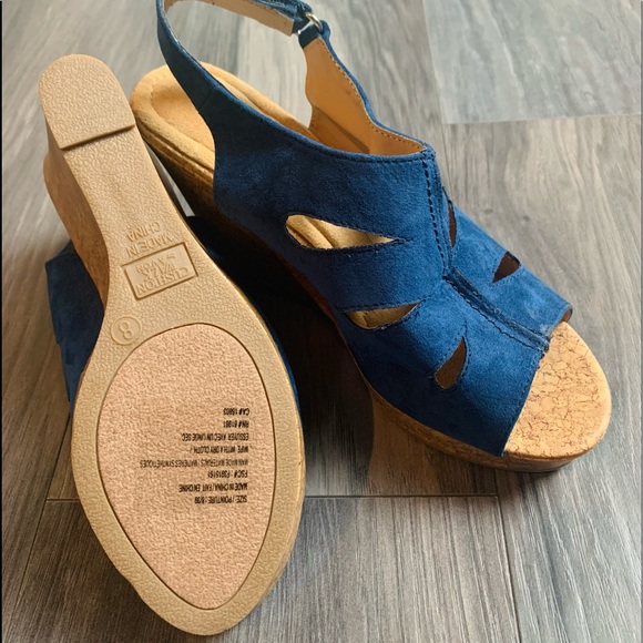 Avon Cushion Walk Suede Wedges (Navy Blue) - Picture 4 of 4